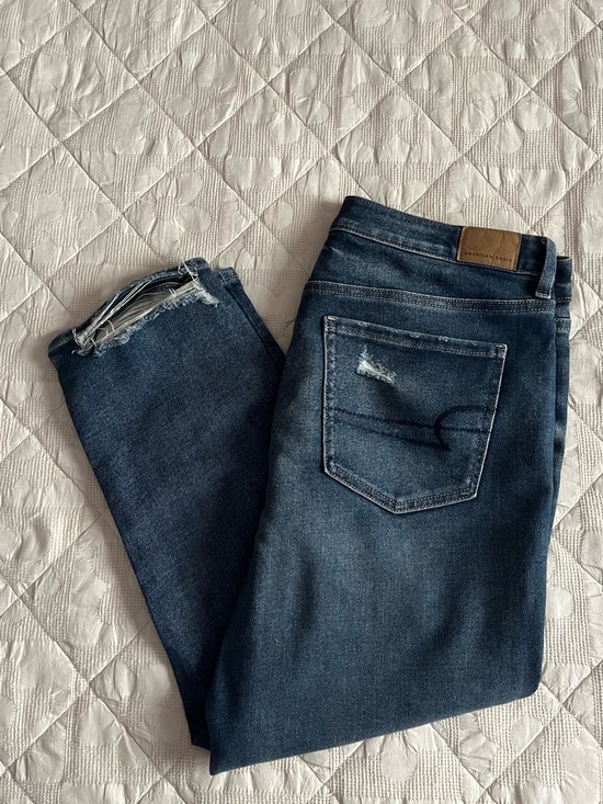 American Eagle Outfitters Denim - American Eagle Tomgirl Dark Blue Distressed Jeans Size 8